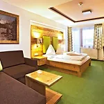 Szálloda Alpenhof 4*