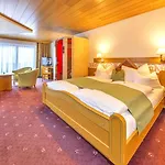Alpenhof 4*