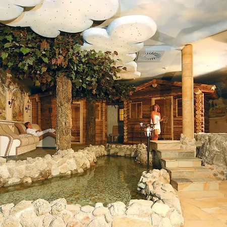Alpenhof فندق فيلزموس