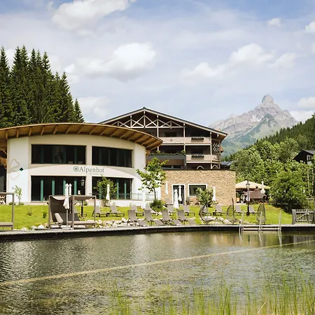 Alpenhof فندق 4*